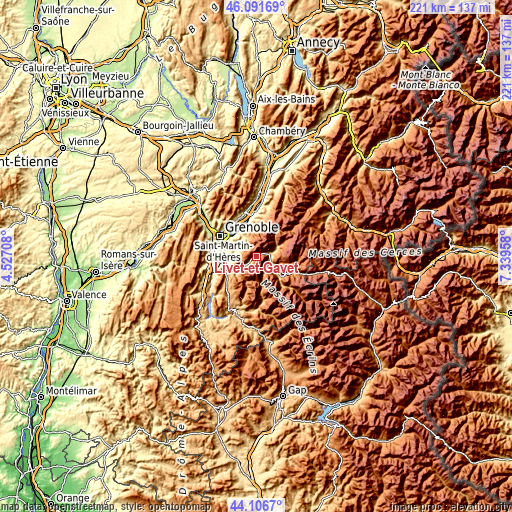 Topographic map of Livet-et-Gavet