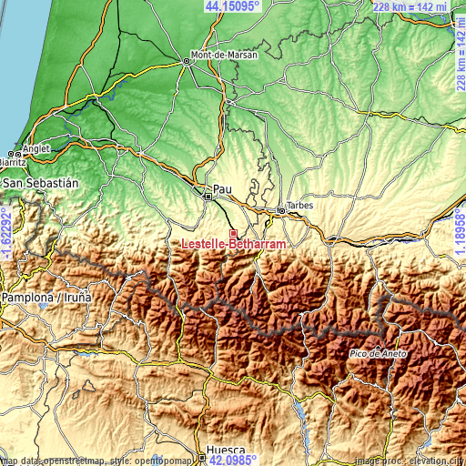 Topographic map of Lestelle-Bétharram