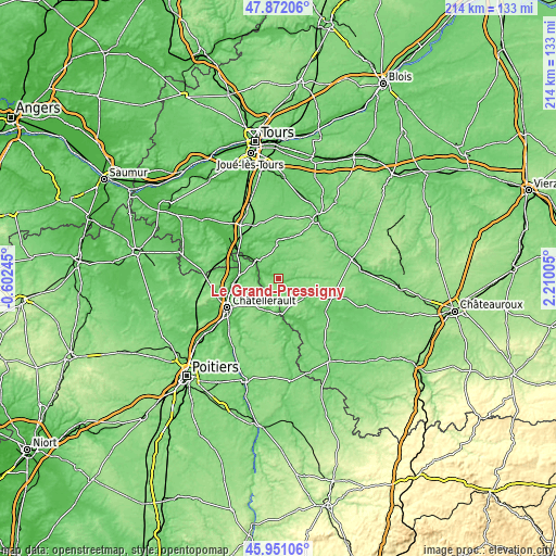 Topographic map of Le Grand-Pressigny