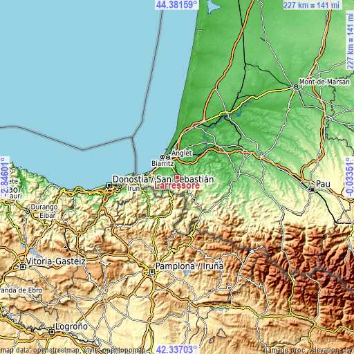 Topographic map of Larressore