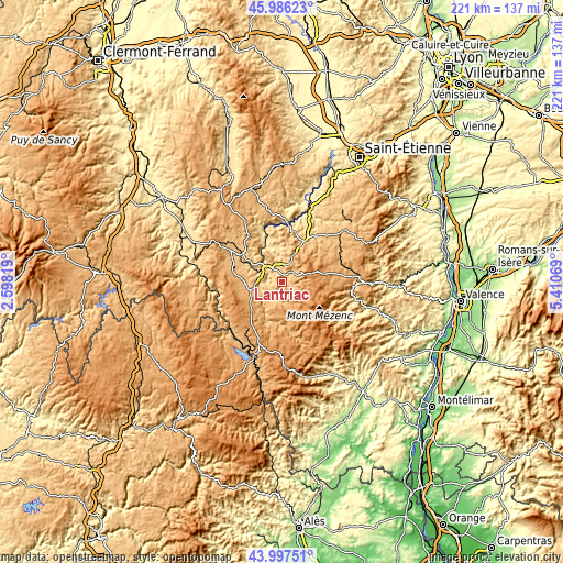 Topographic map of Lantriac