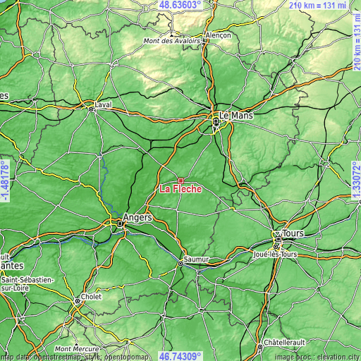 Topographic map of La Flèche