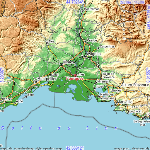 Topographic map of Fourques