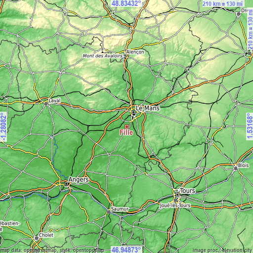 Topographic map of Fillé