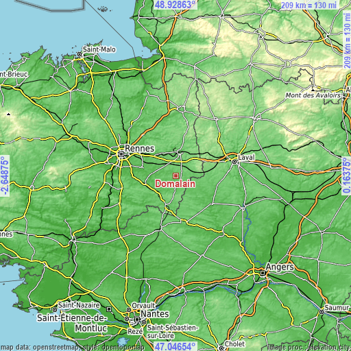 Topographic map of Domalain