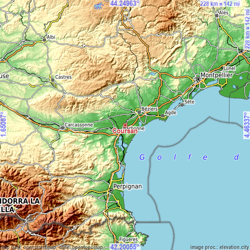 Topographic map of Coursan