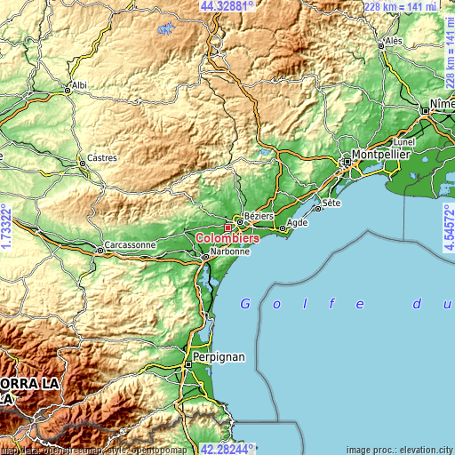 Topographic map of Colombiers