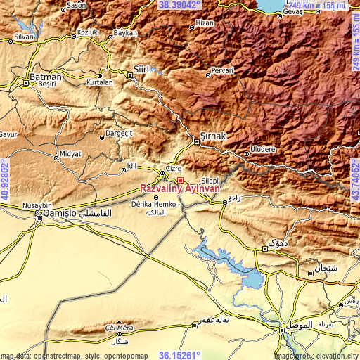 Topographic map of Razvaliny Ayinvan