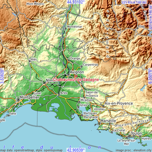 Topographic map of Châteauneuf-de-Gadagne