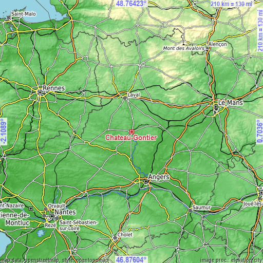 Topographic map of Château-Gontier