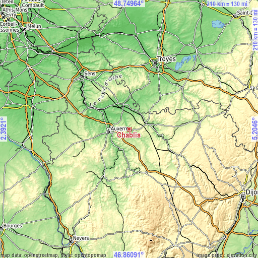 Topographic map of Chablis