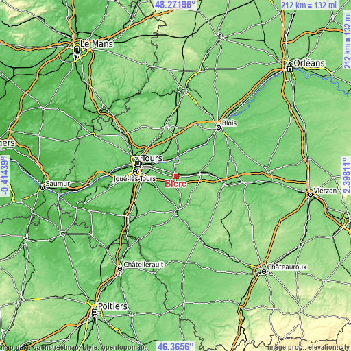 Topographic map of Bléré