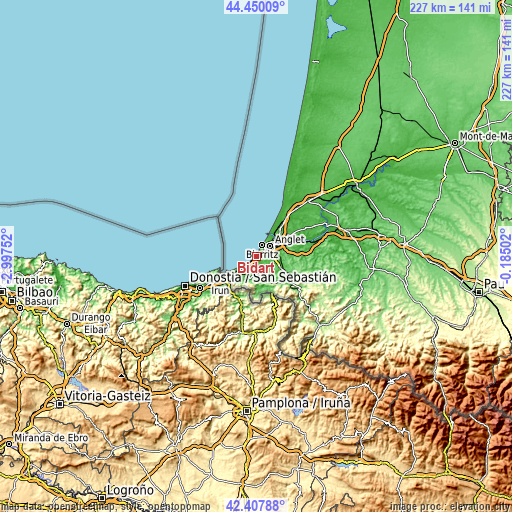 Topographic map of Bidart