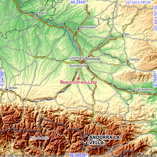 Topographic map of Beaumont-sur-Lèze