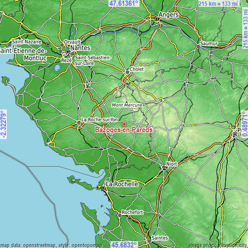 Topographic map of Bazoges-en-Pareds