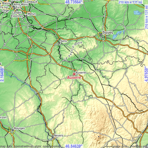 Topographic map of Auxerre