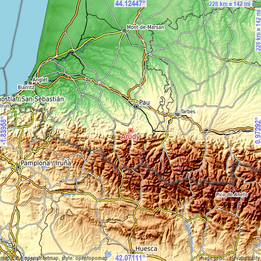 Topographic map of Arudy