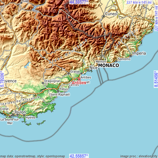 Topographic map of Antibes
