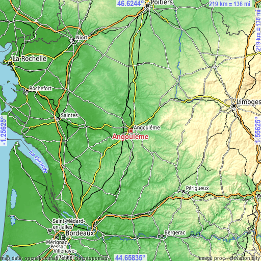 Topographic map of Angoulême