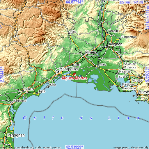 Topographic map of Aigues-Mortes