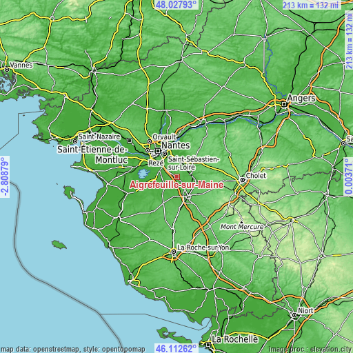 Topographic map of Aigrefeuille-sur-Maine