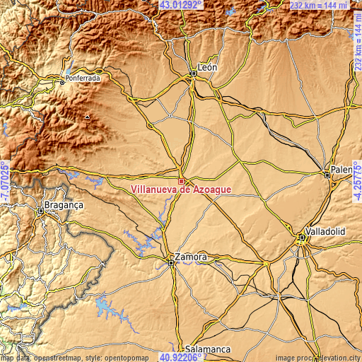 Topographic map of Villanueva de Azoague