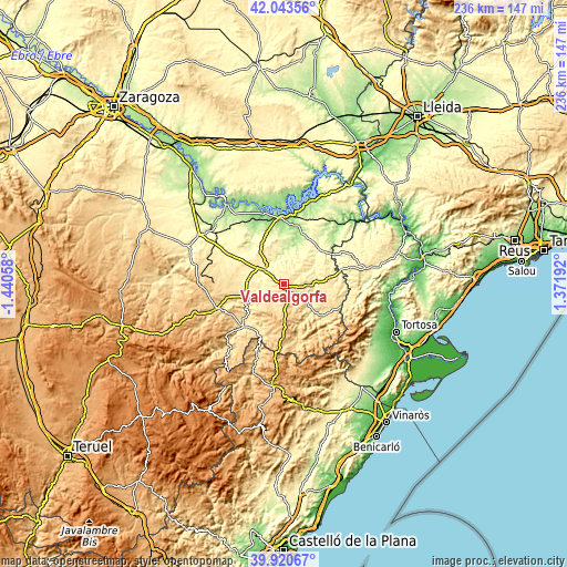 Topographic map of Valdealgorfa