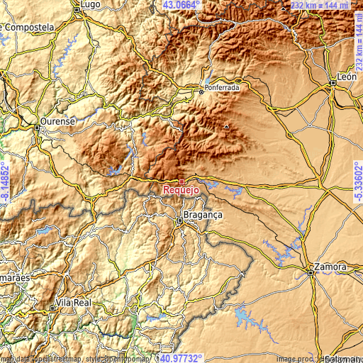 Topographic map of Requejo