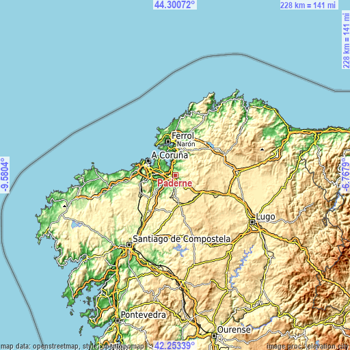 Topographic map of Paderne