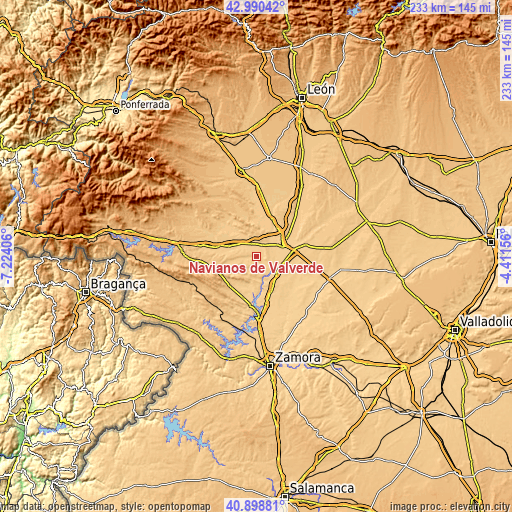 Topographic map of Navianos de Valverde