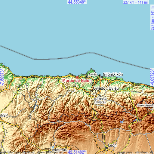 Topographic map of Muros de Nalón