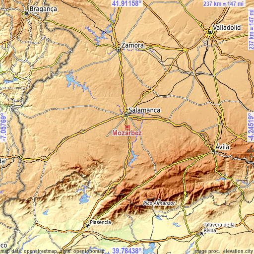 Topographic map of Mozárbez
