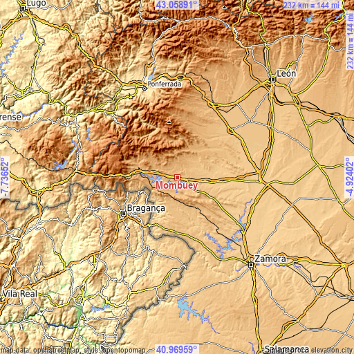 Topographic map of Mombuey