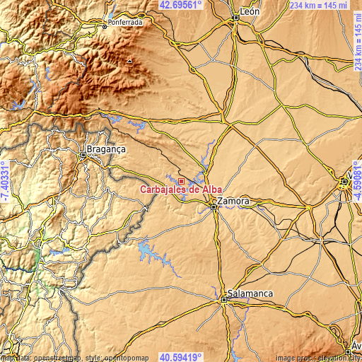 Topographic map of Carbajales de Alba