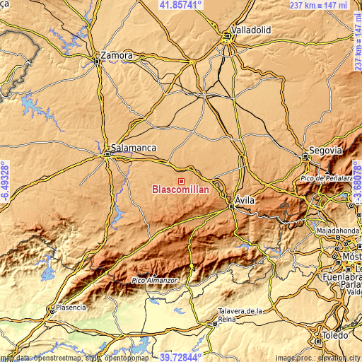 Topographic map of Blascomillán