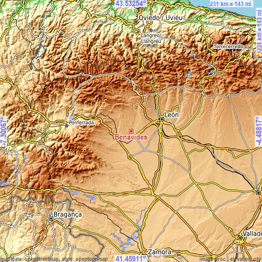 Topographic map of Benavides