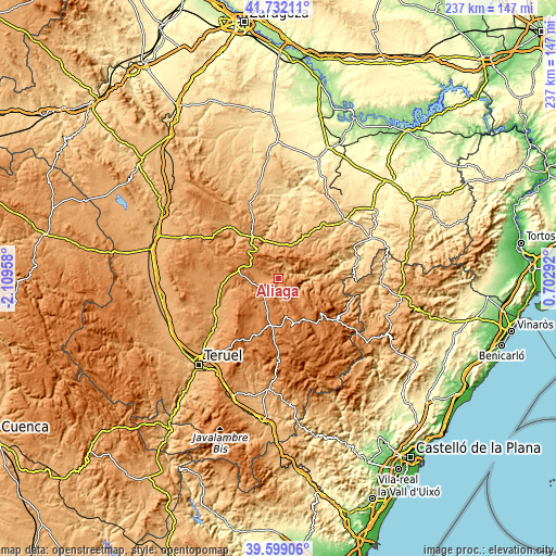 Topographic map of Aliaga