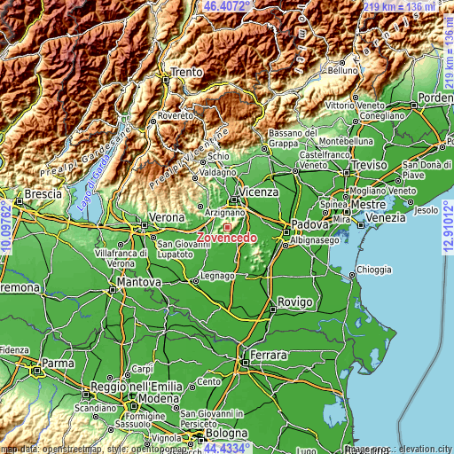 Topographic map of Zovencedo