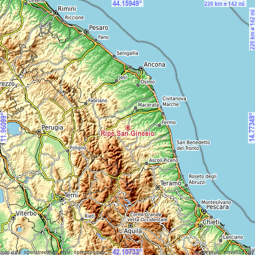 Topographic map of Ripe San Ginesio