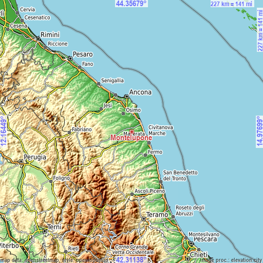 Topographic map of Montelupone