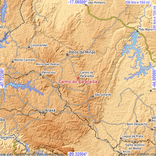 Topographic map of Carmo do Paranaíba