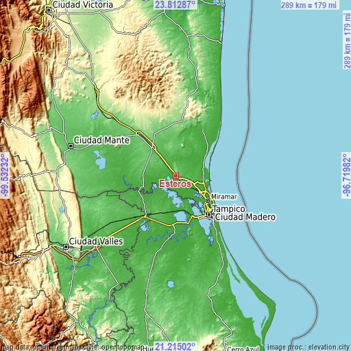 Topographic map of Esteros