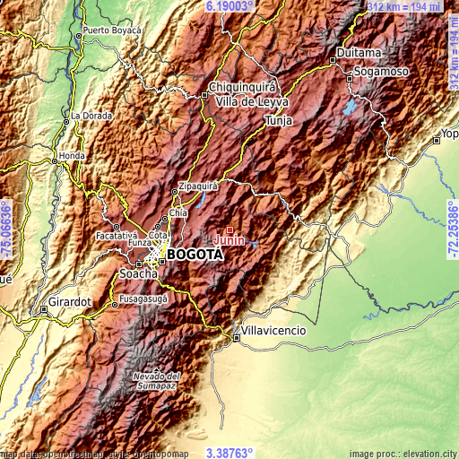 Topographic map of Junín