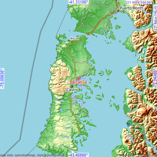 Topographic map of Dalcahue