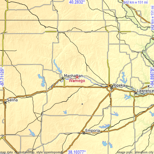 Topographic map of Wamego