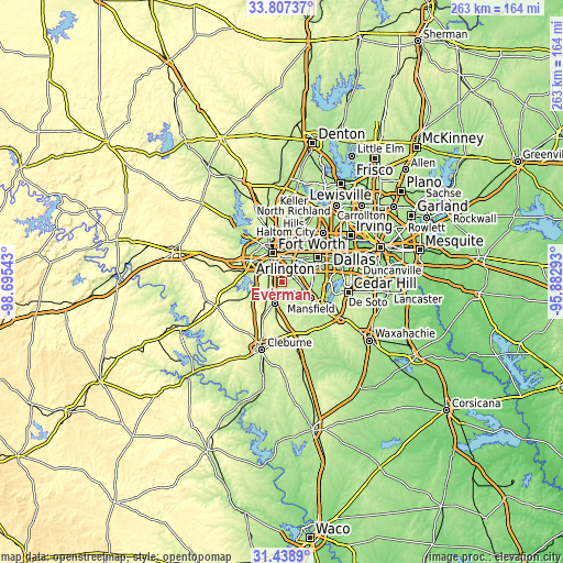 Topographic map of Everman