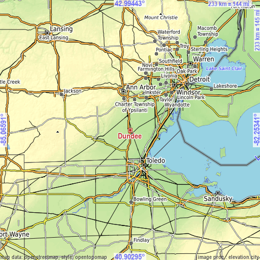 Topographic map of Dundee