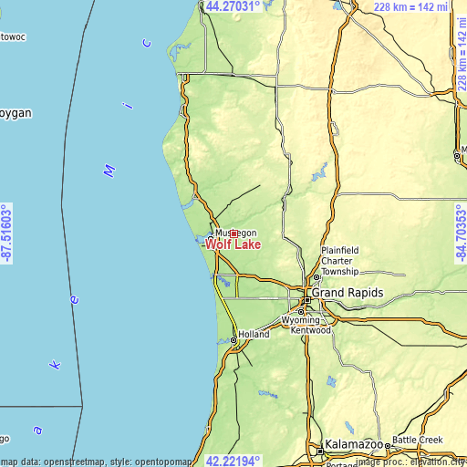 Topographic map of Wolf Lake