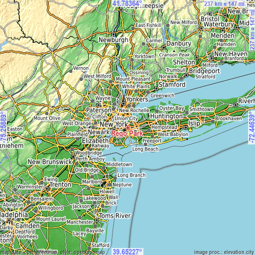 Topographic map of Rego Park