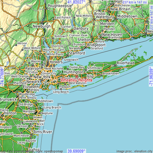 Topographic map of Wheatley Heights